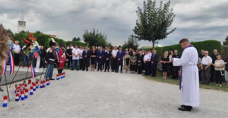 Slika \PU_V\vijesti\2024\Svečano obilježen Dan pobjede\20240805_080609.jpg